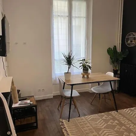 Apartment Magnifique 18