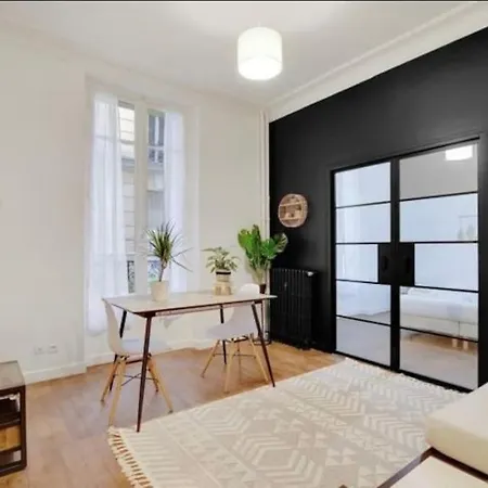 Apartment Magnifique 18 Paris